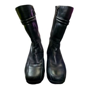 Aqua College leather boots size 6M